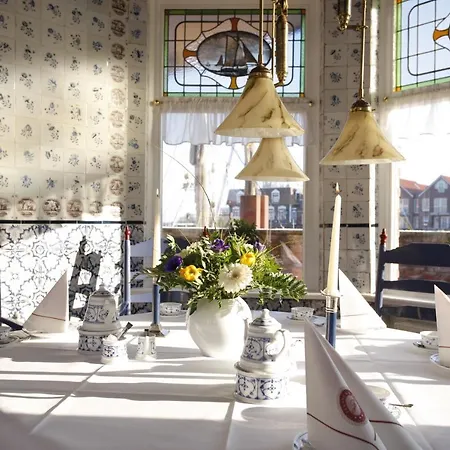 ホテル Janssens ノイハルリンガージール